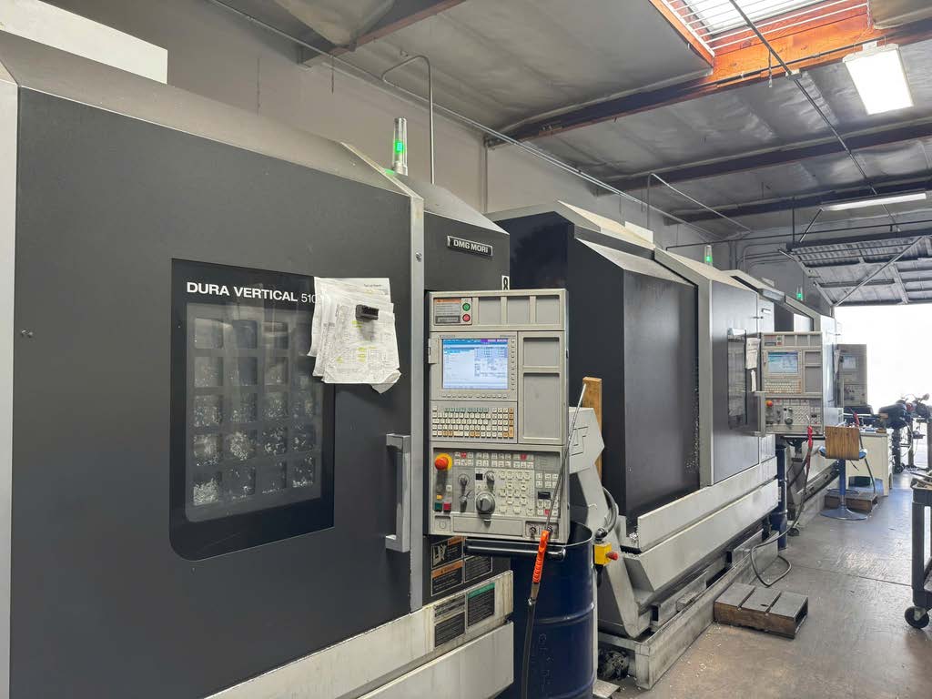 CNC lathe machining center